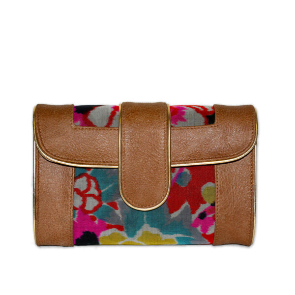 Hermosa floral clutch/crossbody in tan leather. Floral print is made from a vintage kimono. Snap closure. Detachable gold chain strap.