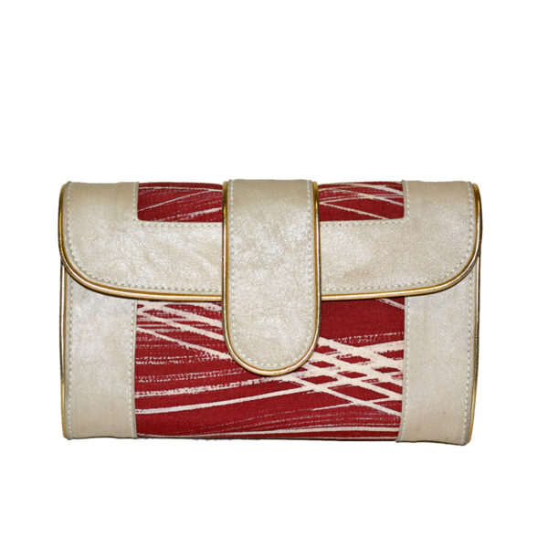 Hermosa paint stroke clutch/crossbody. Off white and burgundy. Made with leather and a vintage kimono. Snap closure. Detachable gold chain strap.