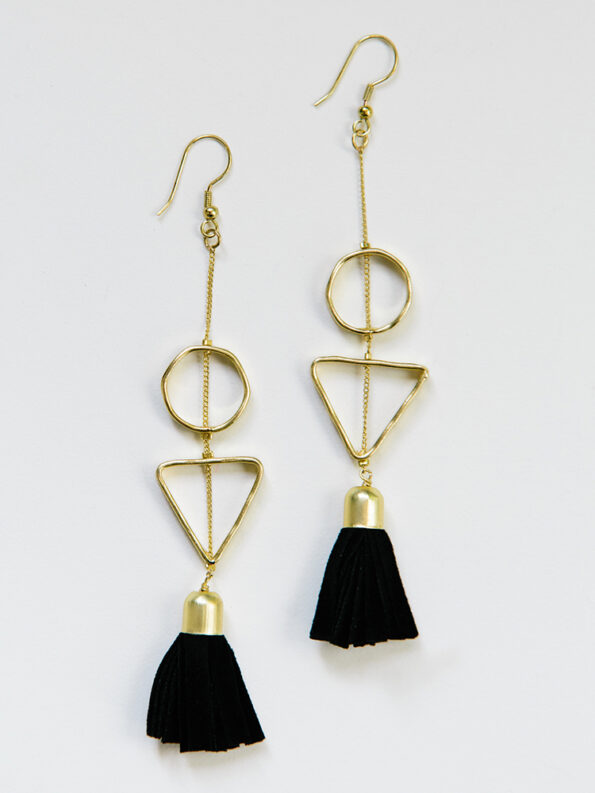 earrings_suedetassel_black1