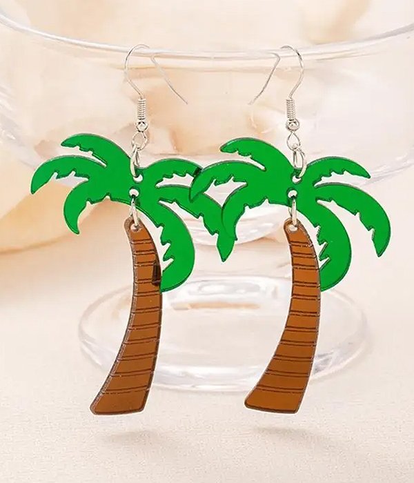 Palm tree earrings that dangle. For pierced ears.